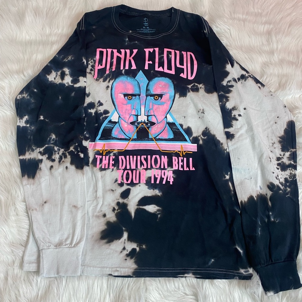 PINK FLOYD TIE-DYE GRAPHIC TEE